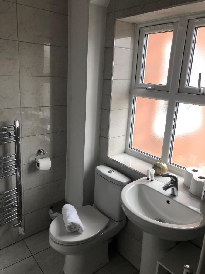 2 Bedroom Large First Floor Apartment With Free Parking Loughborough Exteriör bild