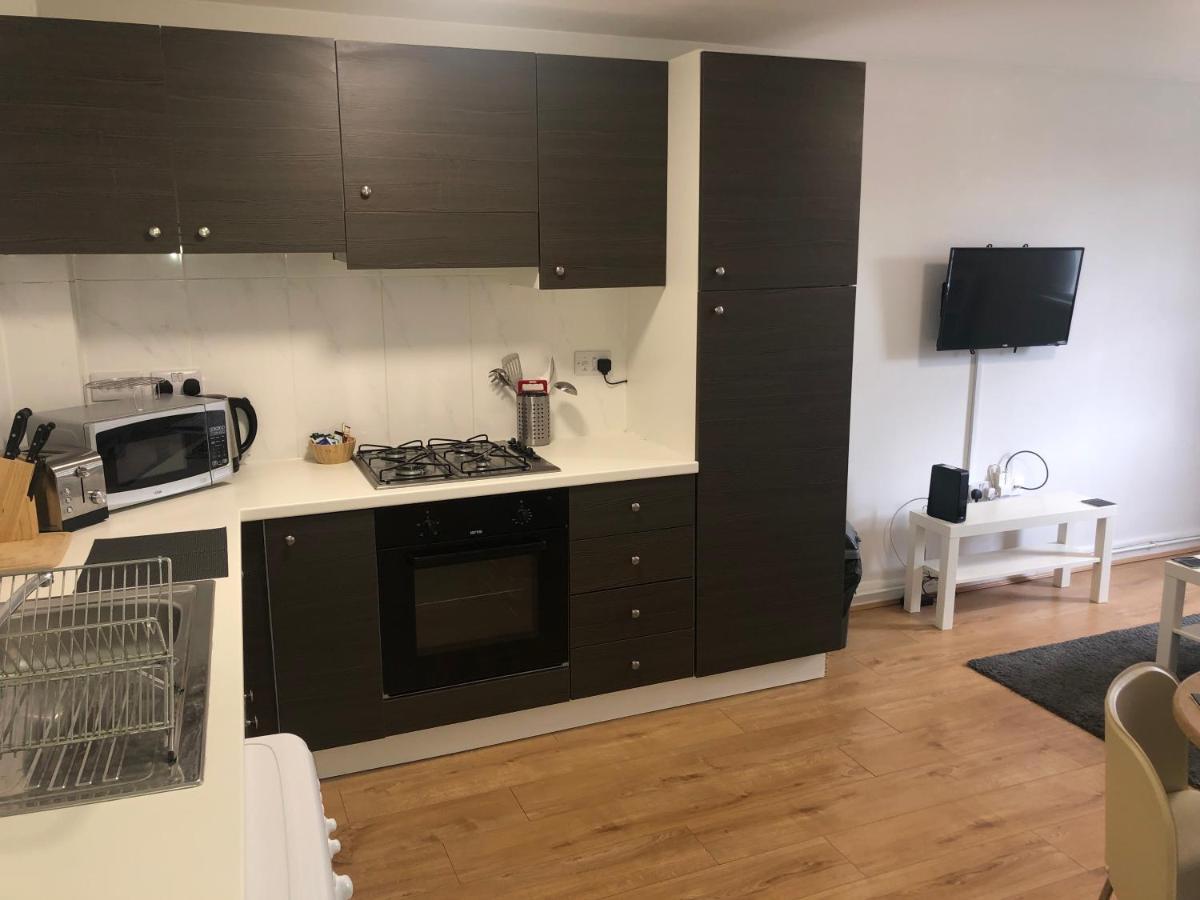 2 Bedroom Large First Floor Apartment With Free Parking Loughborough Exteriör bild